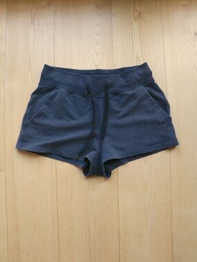 Loop Back 2" | Acid Rubber Dye Black | lululemon